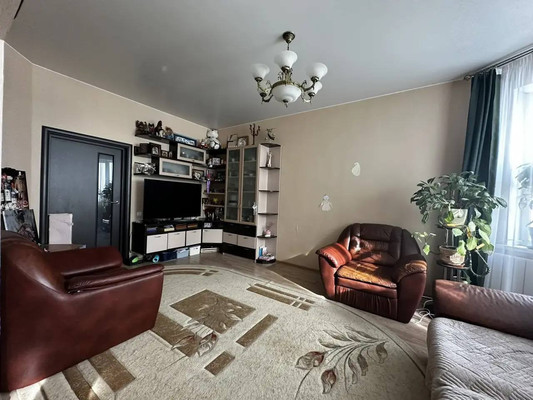 Продам трехкомнатную (3-комн.) квартиру, Ямская ул, 10, Ханты-Мансийск г