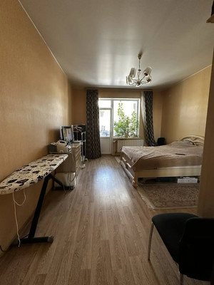 Продам трехкомнатную (3-комн.) квартиру, Ямская ул, 10, Ханты-Мансийск г