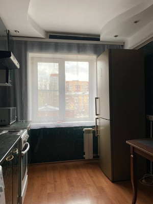 Продам трехкомнатную (3-комн.) квартиру, Постышева б-р, 29, Иркутск г