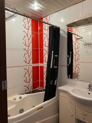 Продам трехкомнатную (3-комн.) квартиру, Постышева б-р, 29, Иркутск г