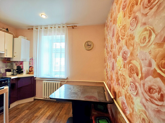 Продам трехкомнатную (3-комн.) квартиру, Ленина ул, 86в, Тюлячи с