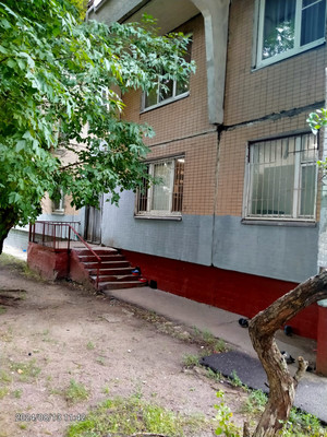 Продам торговое помещение 121 м2, Ставропольская ул, 62, Москва г