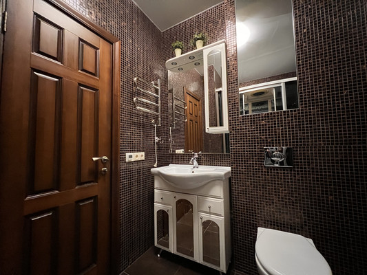 Продам многокомнатную квартиру, Красновишерская ул, 39, Пермь г