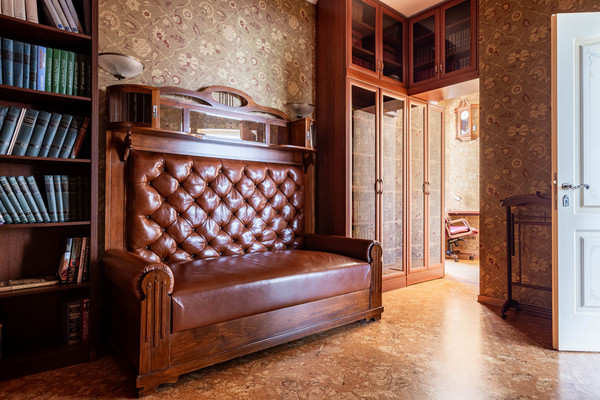 Продам двухкомнатную (2-комн.) квартиру, Мануильского ул, 37, Кронштадт г