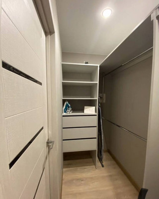 Продам двухкомнатную (2-комн.) квартиру, Лейтенанта Яналова ул, 14А, Калининград г