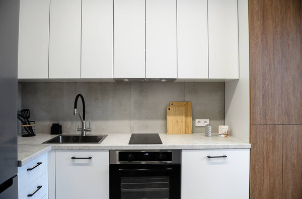 Продам однокомнатную (1-комн.) квартиру, Беланова ул, 6, Калининград г