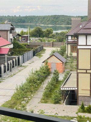 Продам двухкомнатную (2-комн.) квартиру, Обогатительная ул, 12, Янтарный пгт