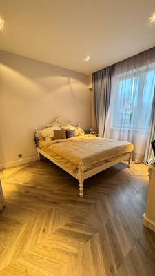 Продам трехкомнатную (3-комн.) квартиру, Сержанта Колоскова ул, 6аАк4, Калининград г