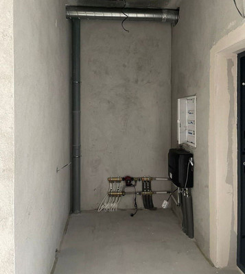 Продам однокомнатную (1-комн.) квартиру, Молодой гвардии ул, 34к3, Калининград г