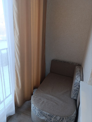 Продам однокомнатную (1-комн.) квартиру, Шахматная ул, 2кв, Калининград г