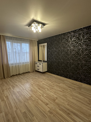 Продам двухкомнатную (2-комн.) квартиру, Солидарности ул, 18, Казань г