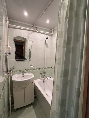 Продам двухкомнатную (2-комн.) квартиру, Солидарности ул, 18, Казань г