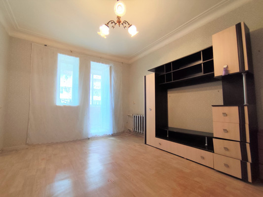 Продам двухкомнатную (2-комн.) квартиру, Коминтерна ул, 68, Нижний Тагил г