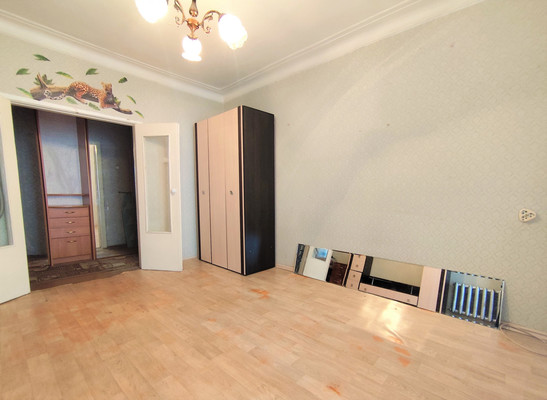 Продам двухкомнатную (2-комн.) квартиру, Коминтерна ул, 68, Нижний Тагил г