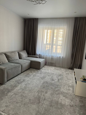 Продам двухкомнатную (2-комн.) квартиру, Разведчика Ахмерова ул, 7, Казань г