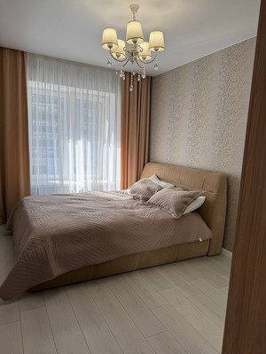 Продам двухкомнатную (2-комн.) квартиру, Разведчика Ахмерова ул, 7, Казань г