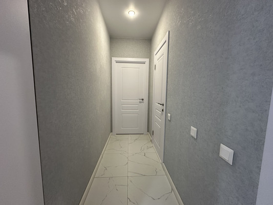 Продам двухкомнатную (2-комн.) квартиру, Разведчика Ахмерова ул, 7, Казань г