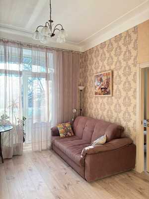 Продам трехкомнатную (3-комн.) квартиру, Большая Московская ул, 52/9, Великий Новгород г