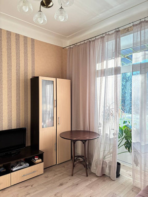 Продам трехкомнатную (3-комн.) квартиру, Большая Московская ул, 52/9, Великий Новгород г