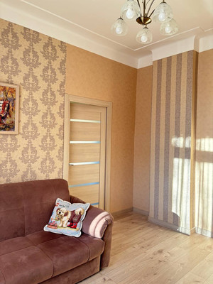 Продам трехкомнатную (3-комн.) квартиру, Большая Московская ул, 52/9, Великий Новгород г