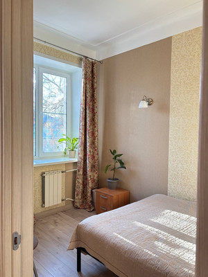 Продам трехкомнатную (3-комн.) квартиру, Большая Московская ул, 52/9, Великий Новгород г