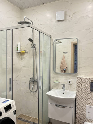 Продам трехкомнатную (3-комн.) квартиру, Большая Московская ул, 52/9, Великий Новгород г