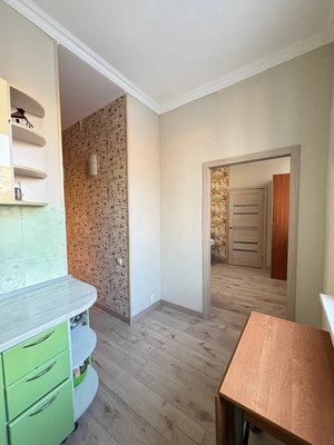 Продам трехкомнатную (3-комн.) квартиру, Большая Московская ул, 52/9, Великий Новгород г