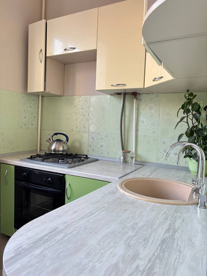 Продам трехкомнатную (3-комн.) квартиру, Большая Московская ул, 52/9, Великий Новгород г