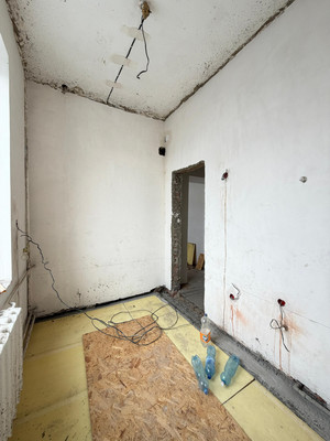 Продам трехкомнатную (3-комн.) квартиру, Ногмова ул, 54, Нальчик г