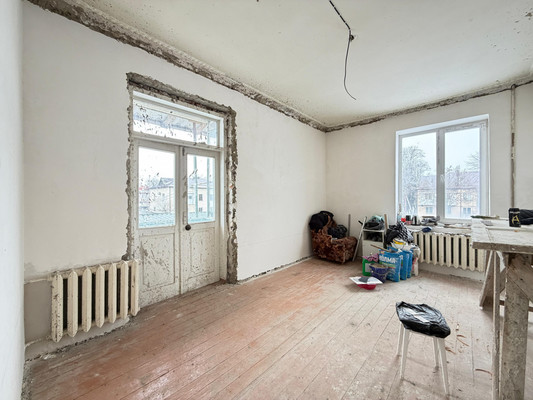 Продам трехкомнатную (3-комн.) квартиру, Ногмова ул, 54, Нальчик г