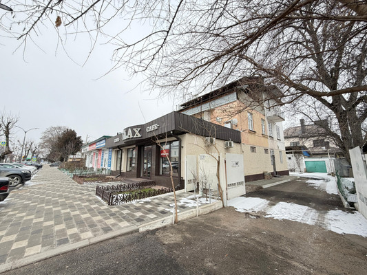 Продам трехкомнатную (3-комн.) квартиру, Ногмова ул, 54, Нальчик г