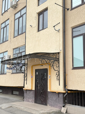 Продам двухкомнатную (2-комн.) квартиру, Оранжерейная ул, 7а, Нальчик г