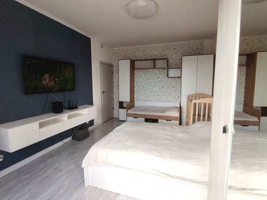 Продам однокомнатную (1-комн.) квартиру, Садовая ул, 16к2, Чёрная д