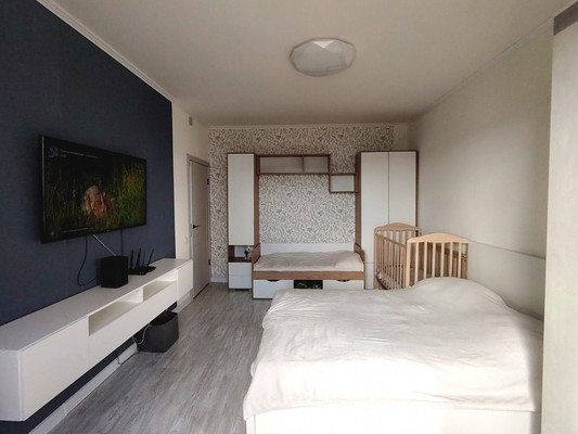 Продам однокомнатную (1-комн.) квартиру, Садовая ул, 16к2, Чёрная д