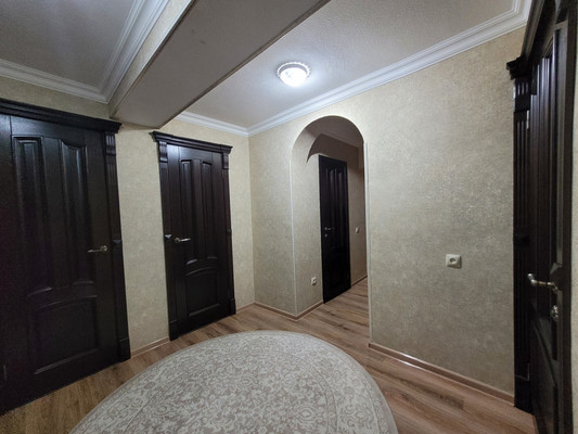 Продам двухкомнатную (2-комн.) квартиру, Фрунзе ул, 3, Баксан г