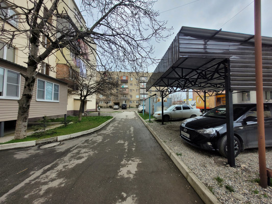 Продам двухкомнатную (2-комн.) квартиру, Фрунзе ул, 3, Баксан г