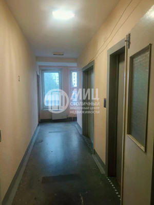 Продам однокомнатную (1-комн.) квартиру, Ленинский пр-кт, 127, Москва г