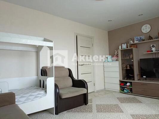 Продам двухкомнатную (2-комн.) квартиру, Восточная ул, 1, Кохма г