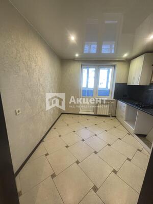 Продам трехкомнатную (3-комн.) квартиру, Новая Ильинка мкр, 11, Иваново г