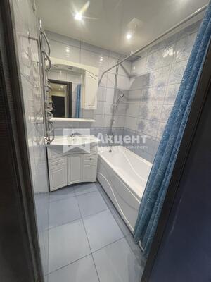 Продам трехкомнатную (3-комн.) квартиру, Новая Ильинка мкр, 11, Иваново г