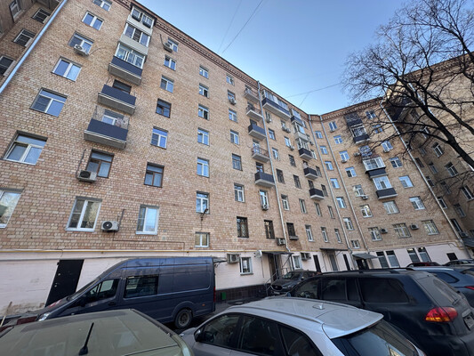 Продам трехкомнатную (3-комн.) квартиру, Трофимова ул, 31, Москва г