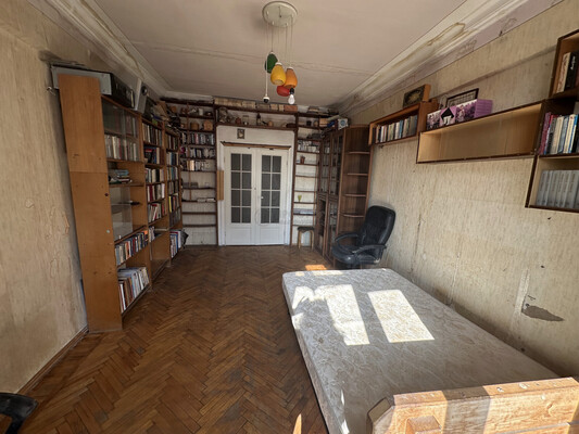 Продам трехкомнатную (3-комн.) квартиру, Трофимова ул, 31, Москва г