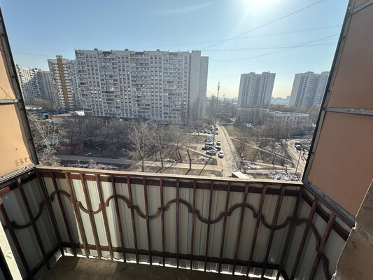 Продам трехкомнатную (3-комн.) квартиру, Трофимова ул, 31, Москва г