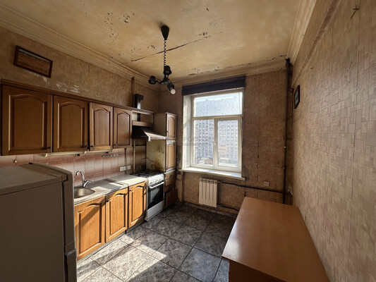 Продам трехкомнатную (3-комн.) квартиру, Трофимова ул, 31, Москва г