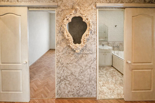 Продам двухкомнатную (2-комн.) квартиру, Павла Андреева ул, 28к4, Москва г