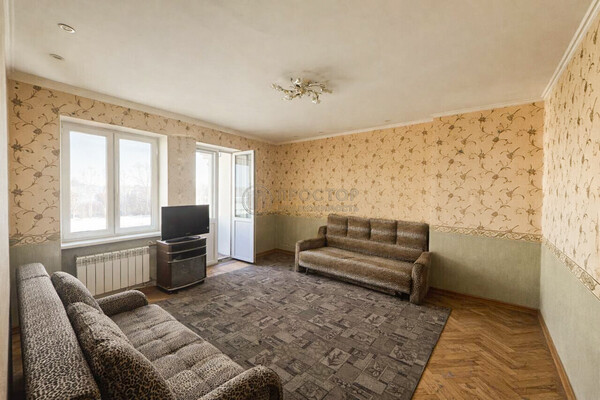 Продам двухкомнатную (2-комн.) квартиру, Павла Андреева ул, 28к4, Москва г