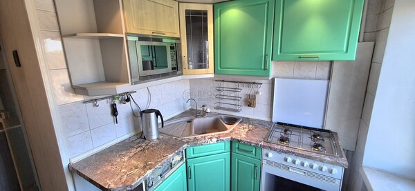 Продам двухкомнатную (2-комн.) квартиру, Приорова ул, 2А, Москва г