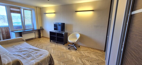 Продам двухкомнатную (2-комн.) квартиру, Приорова ул, 2А, Москва г