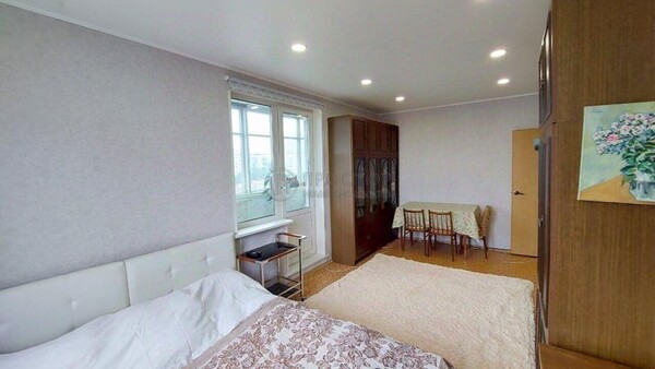 Продам двухкомнатную (2-комн.) квартиру, Дегунинская ул, 13к2, Москва г