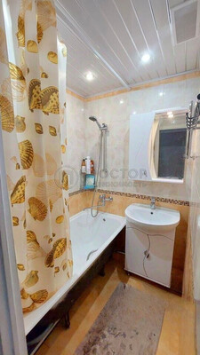 Продам двухкомнатную (2-комн.) квартиру, Дегунинская ул, 13к2, Москва г